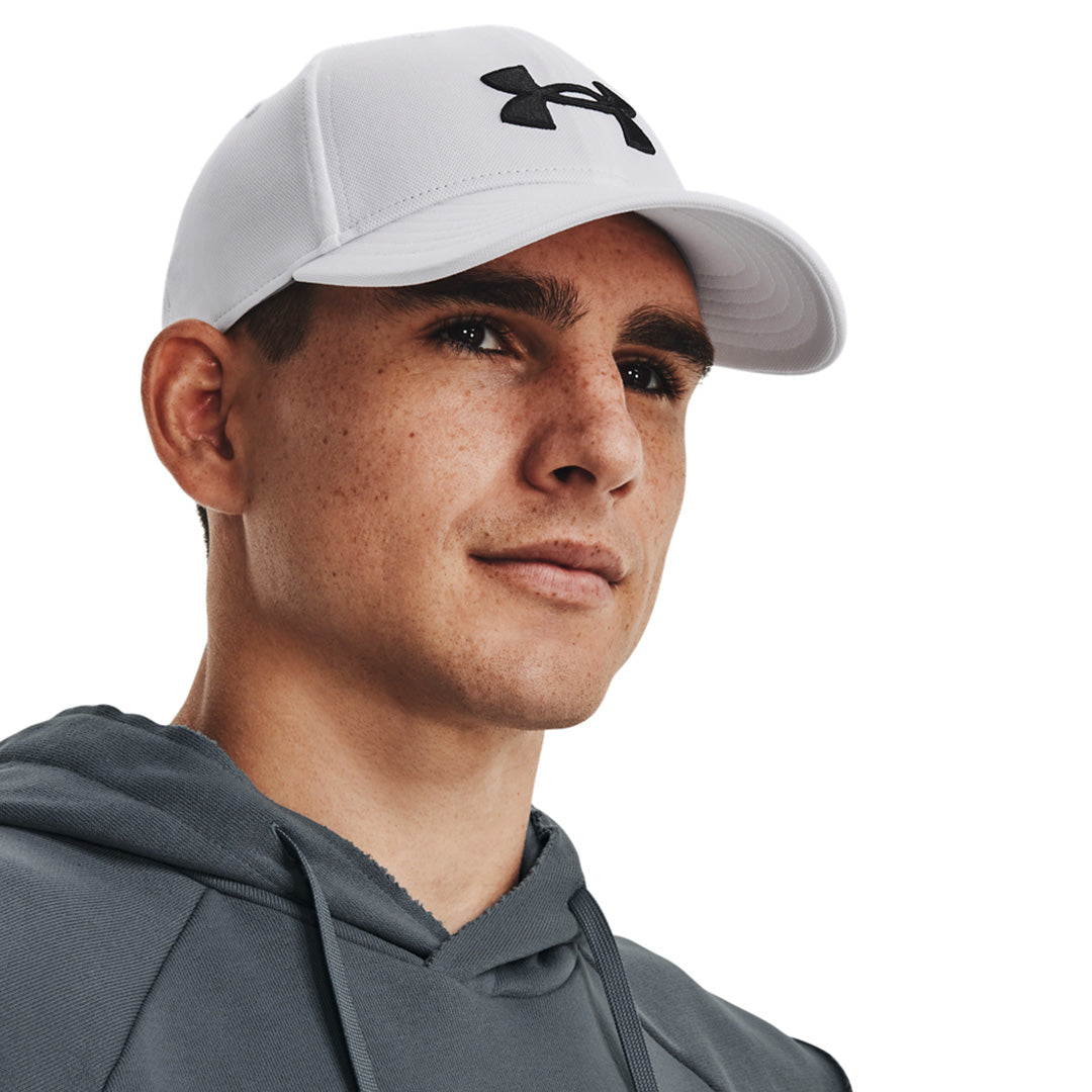 UA Men Blitzing Low Adjustable Cap | 1376701