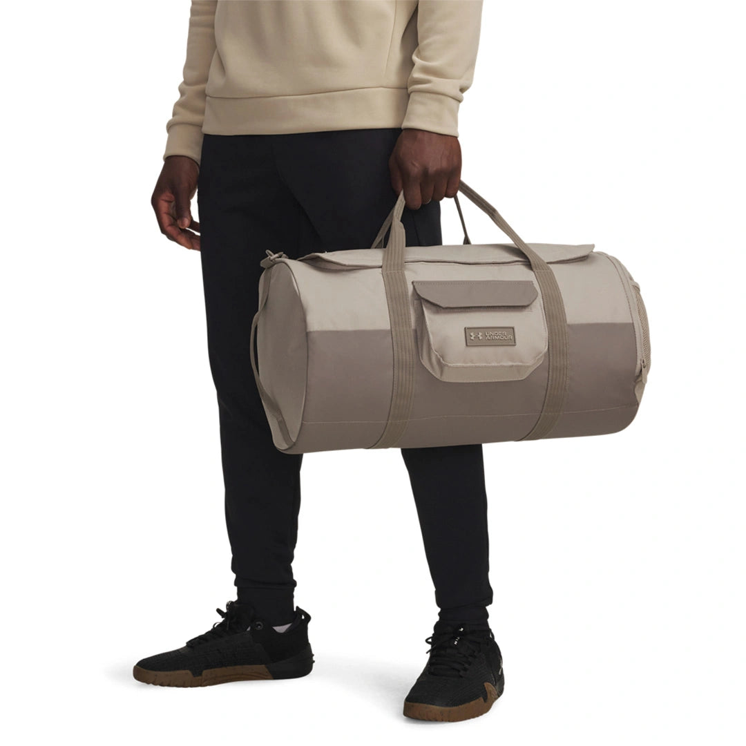 UA Unisex Triumph Barrel Duffle Bag | 1384463